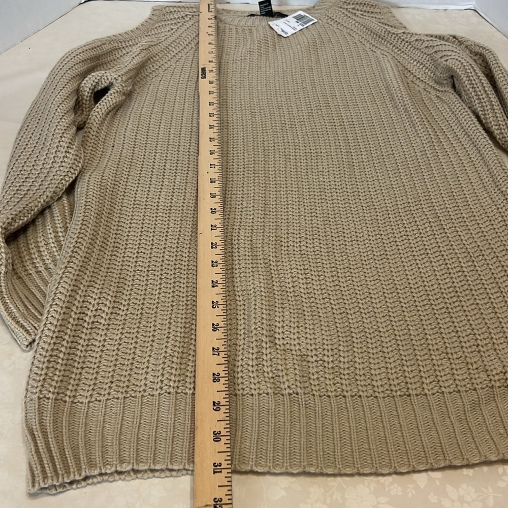 Forever, 21 beige/taupe cold shoulder sweater size L - Picture 7 of 8